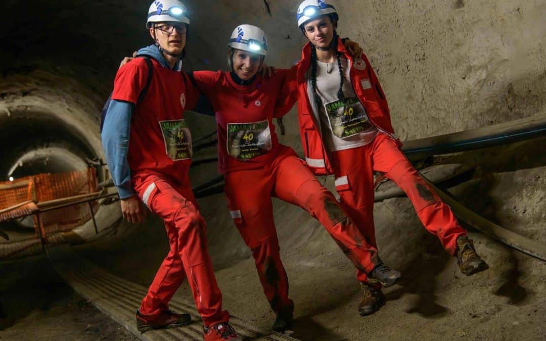 Na Zimski jamatlon prihajajo Jamske kraljice